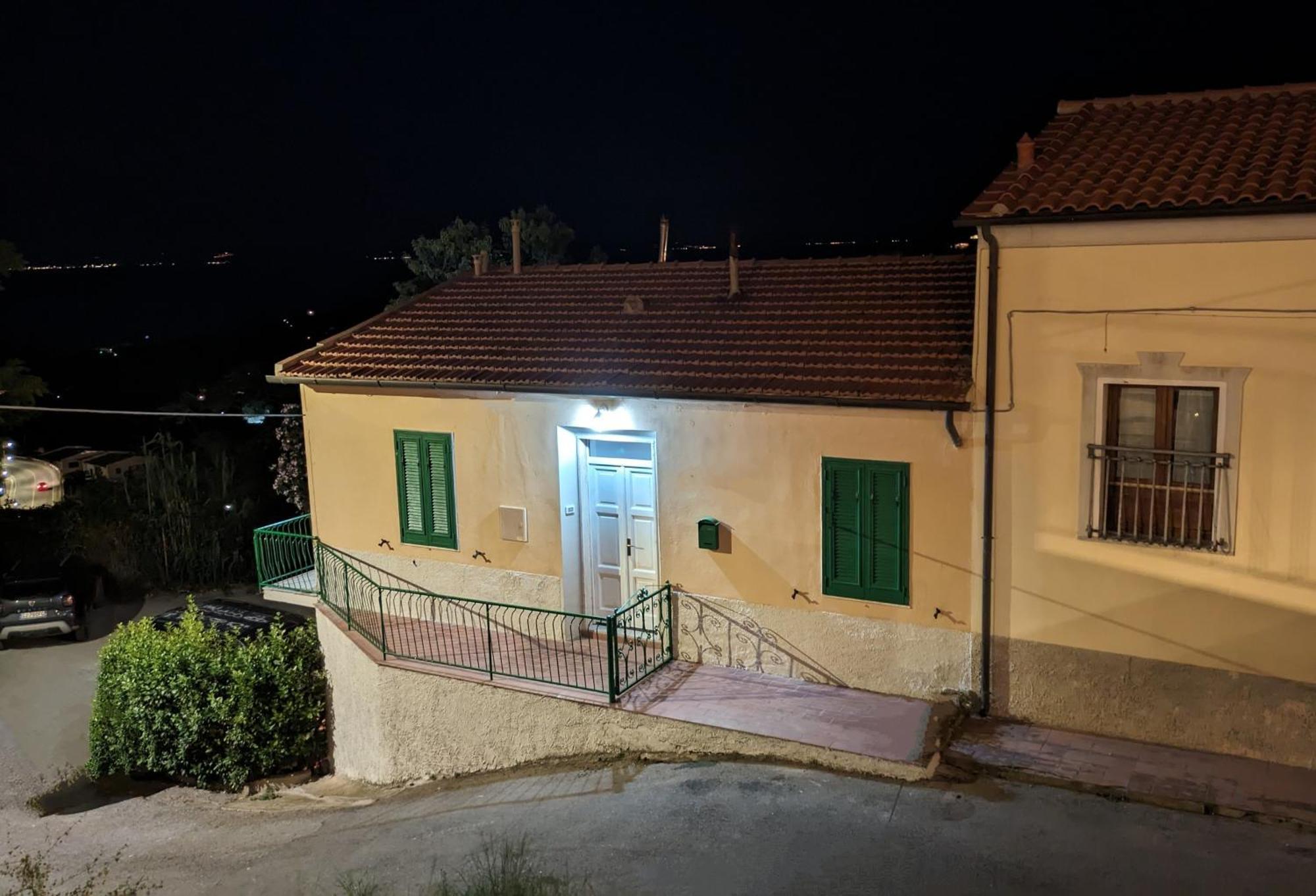 Casa Maddi Casa Vacanze Con Vista Mare Vicinissima Al Centro كابوليفيري المظهر الخارجي الصورة