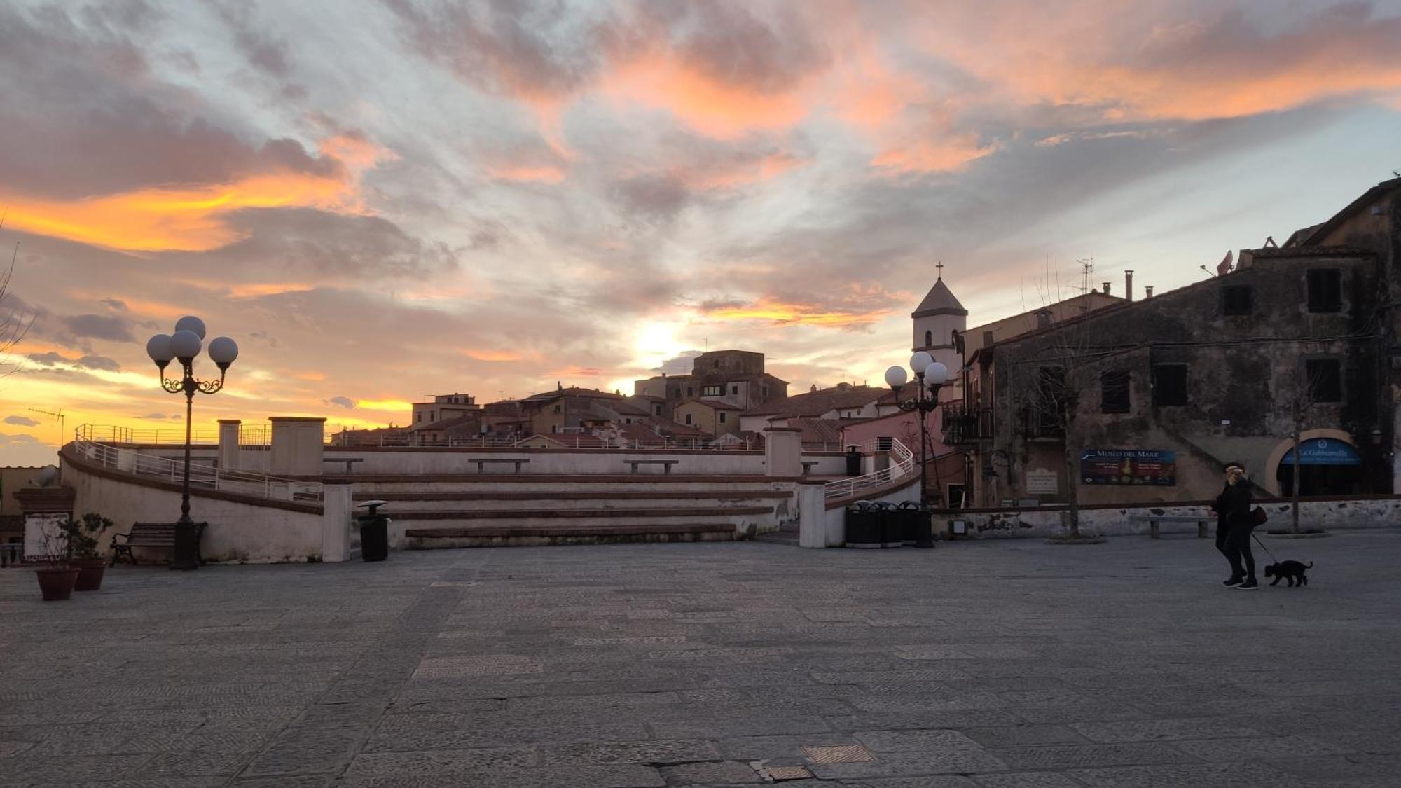 Casa Maddi Casa Vacanze Con Vista Mare Vicinissima Al Centro كابوليفيري المظهر الخارجي الصورة