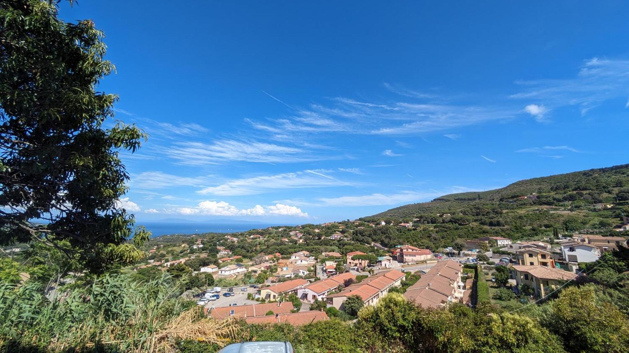 Casa Maddi Casa Vacanze Con Vista Mare Vicinissima Al Centro كابوليفيري المظهر الخارجي الصورة